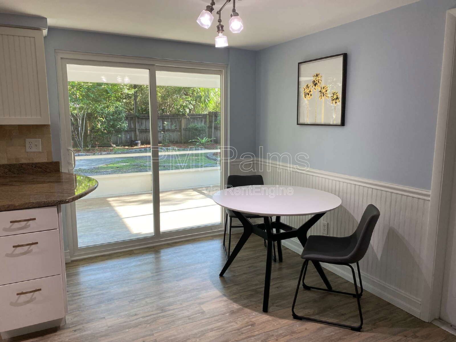 Adorable house on a quiet dead end street near downtown Dunedin! property image