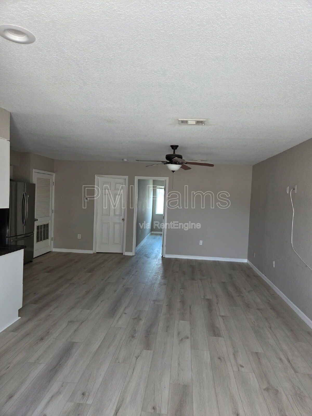 2 bedroom, 1 bathroom with new flooring! property image