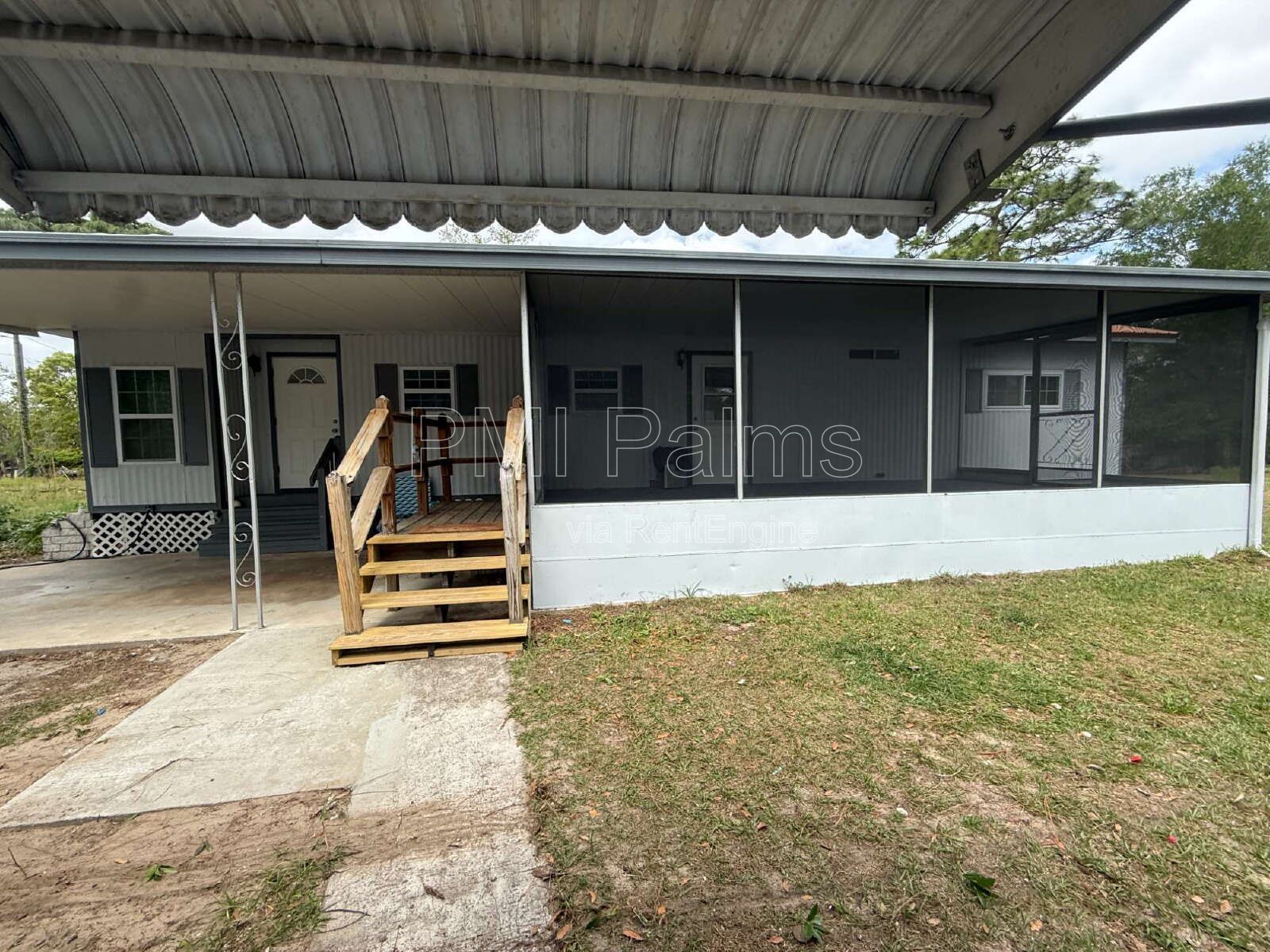 Beautifully updated 2 or 3 bedroom home on a large lot with a detached garage! property image