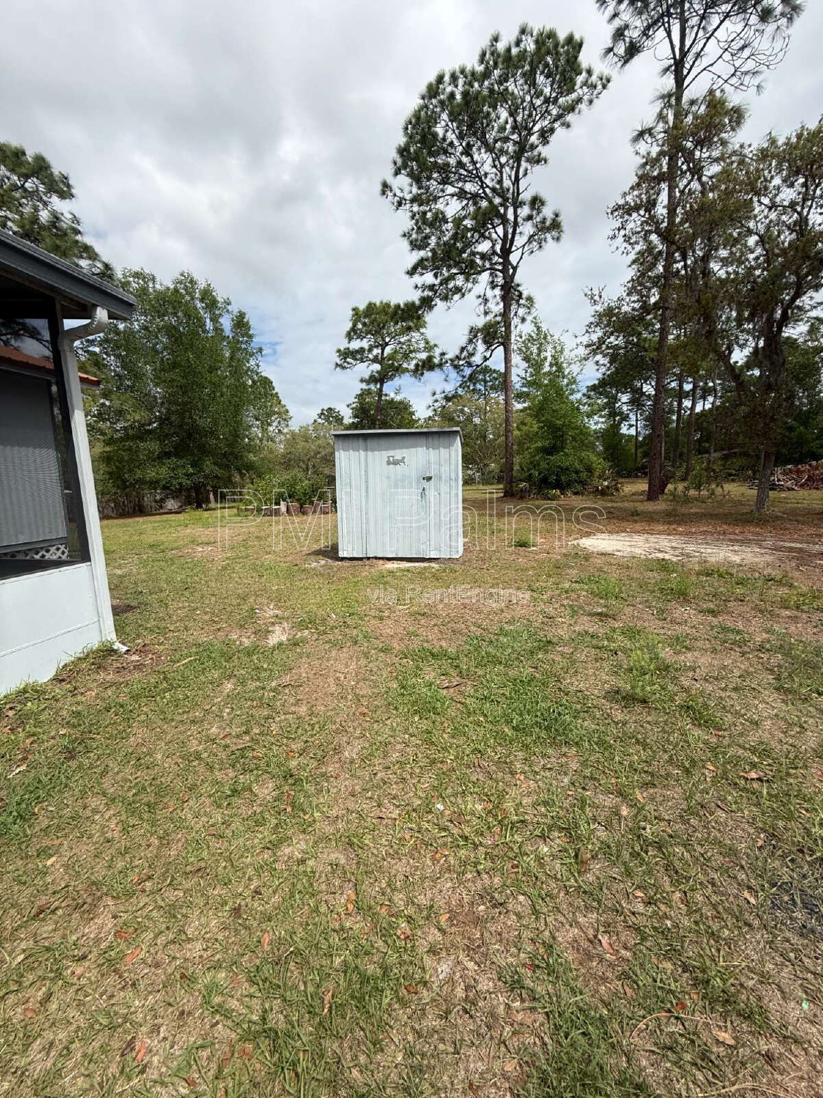 Beautifully updated 2 or 3 bedroom home on a large lot with a detached garage! property image
