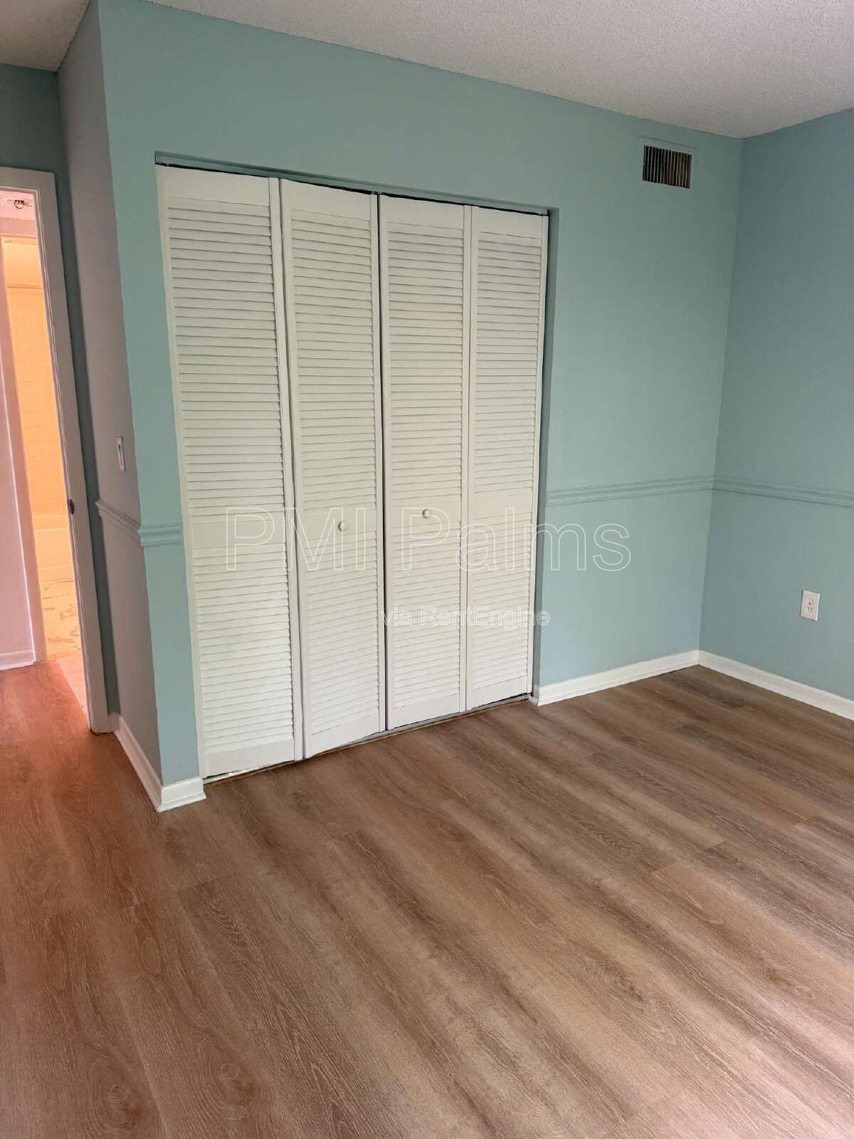 2 bedroom, 2 bathroom condo in a community with lots of amenities available for rent! property image