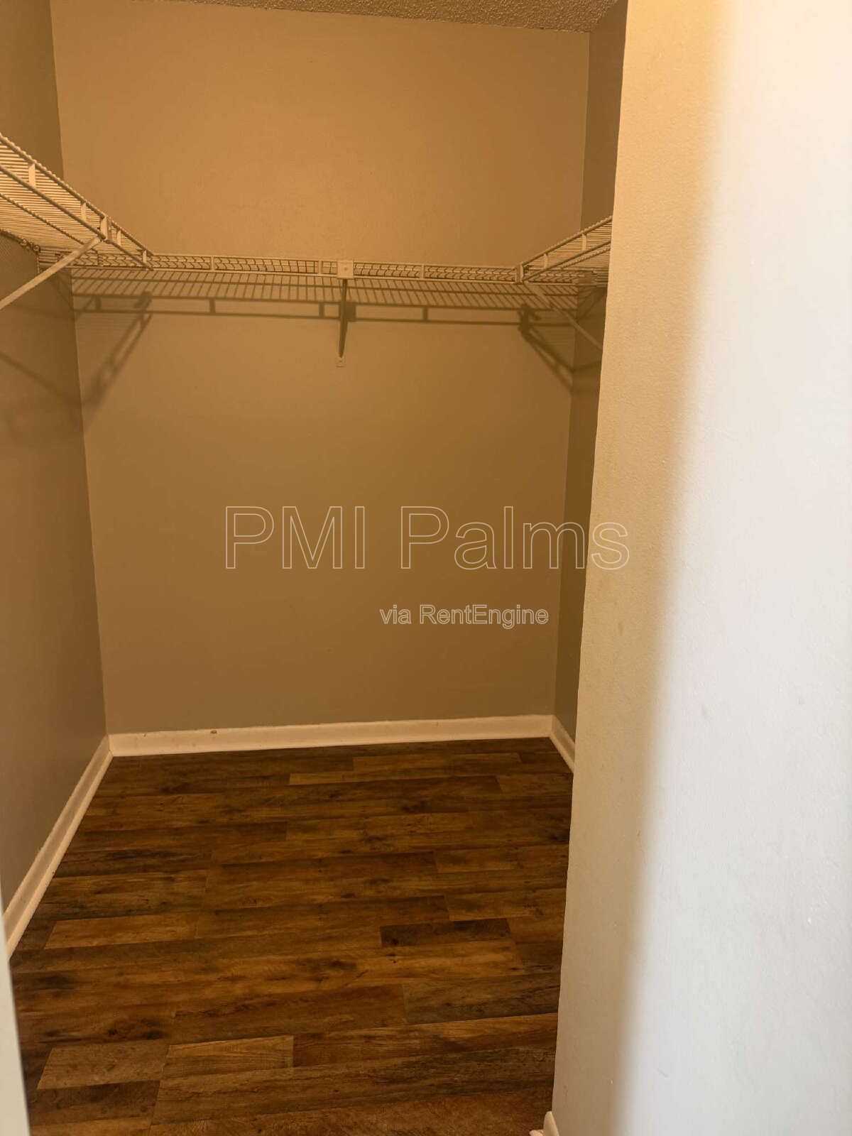 2 bedroom, 2 bathroom condo in a community with lots of amenities available for rent! property image