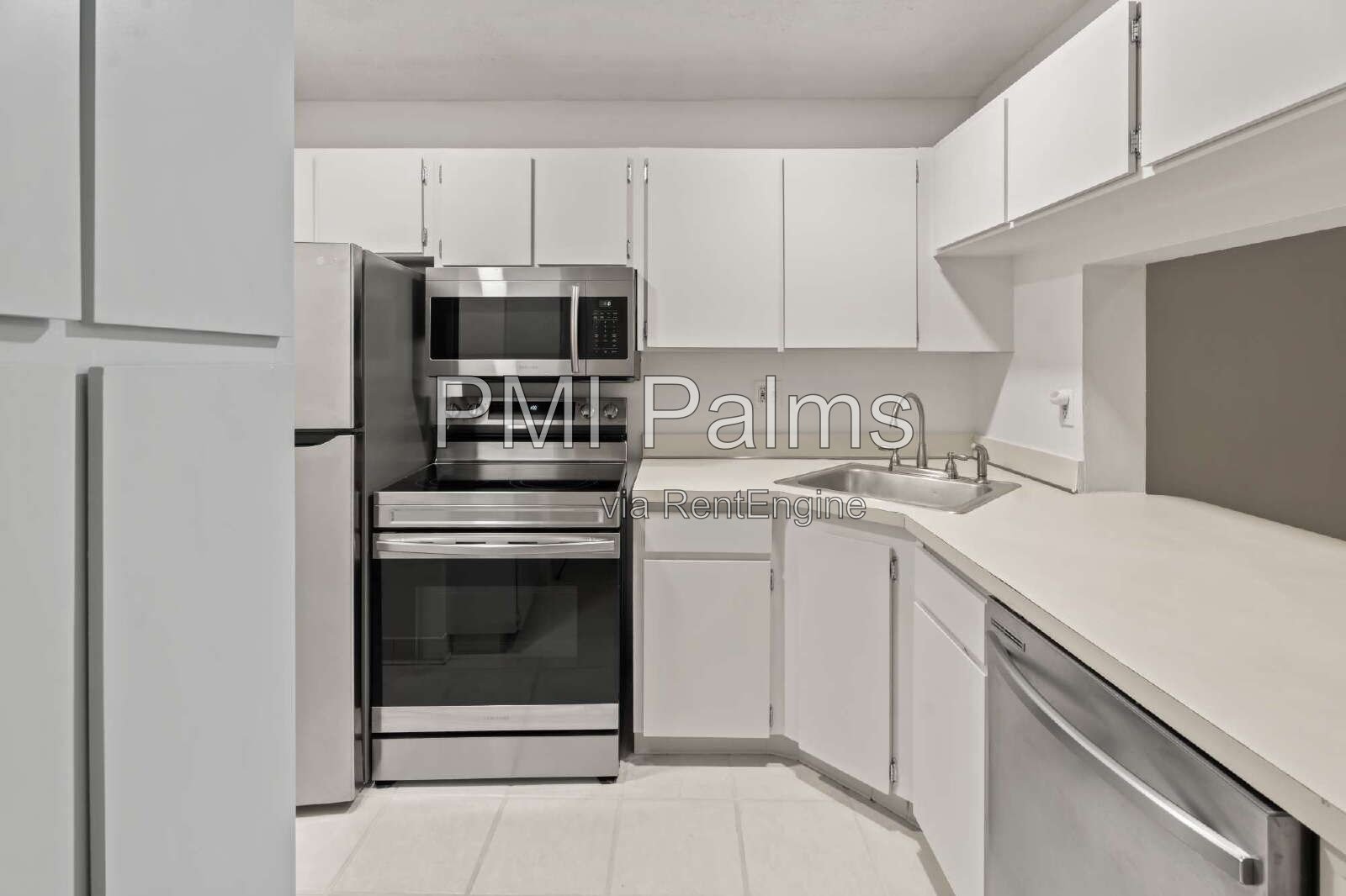 2 bedroom, 2 bathroom condo in a community with lots of amenities available for rent! property image