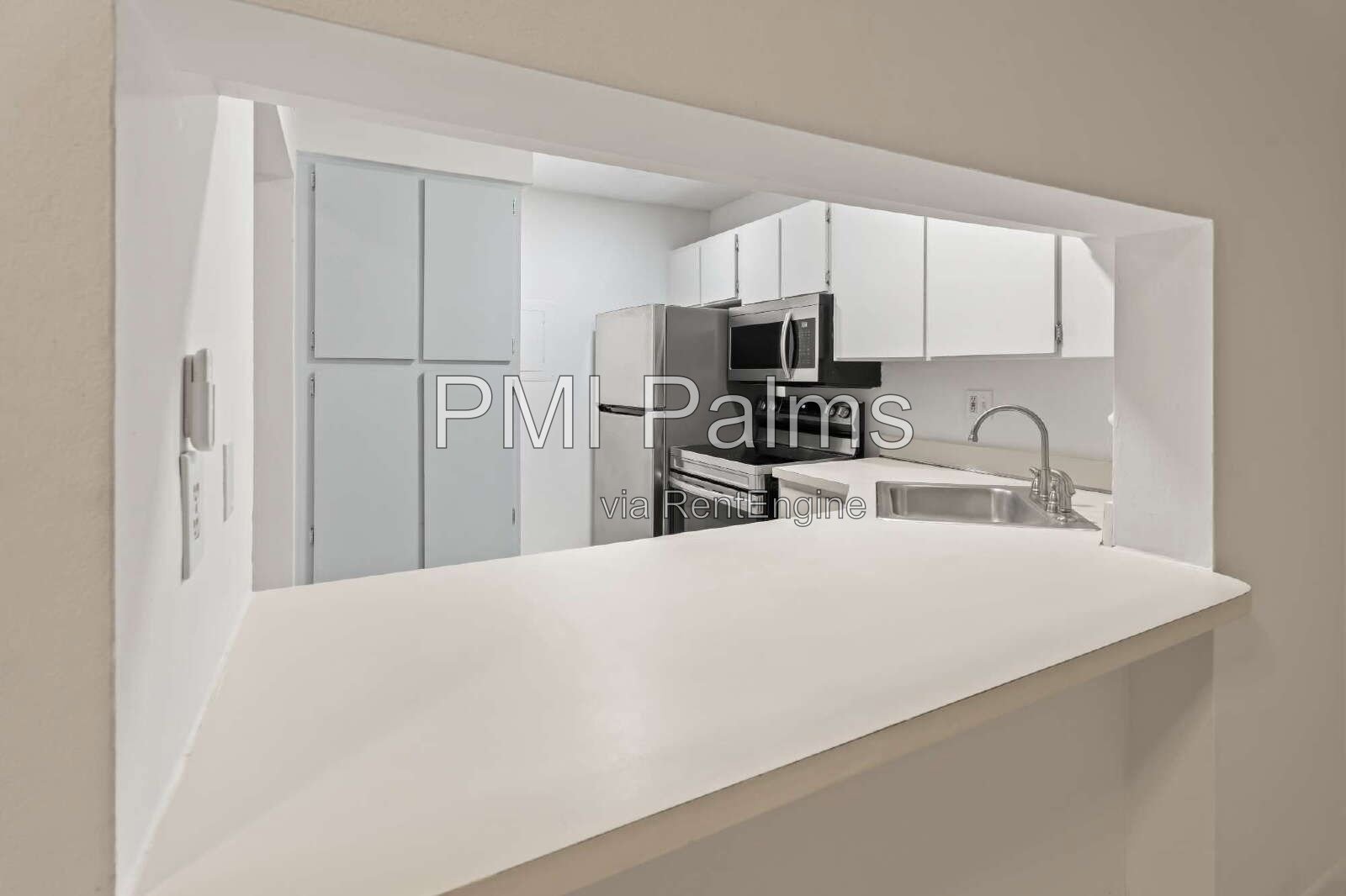 2 bedroom, 2 bathroom condo in a community with lots of amenities available for rent! property image