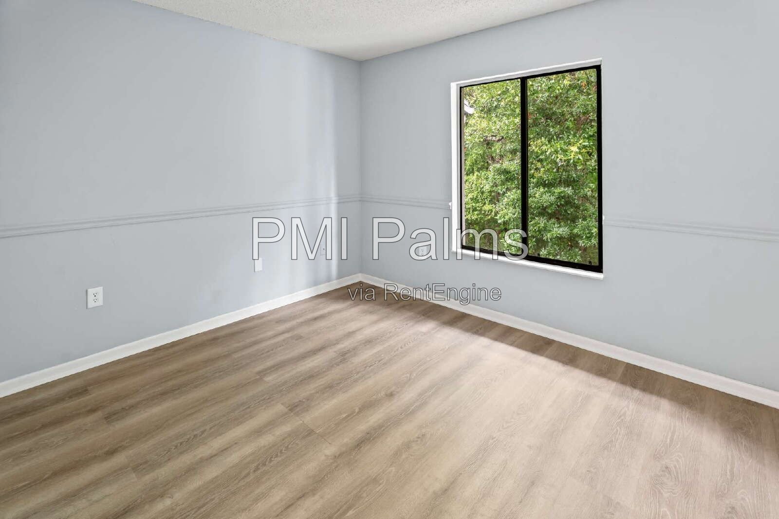 2 bedroom, 2 bathroom condo in a community with lots of amenities available for rent! property image