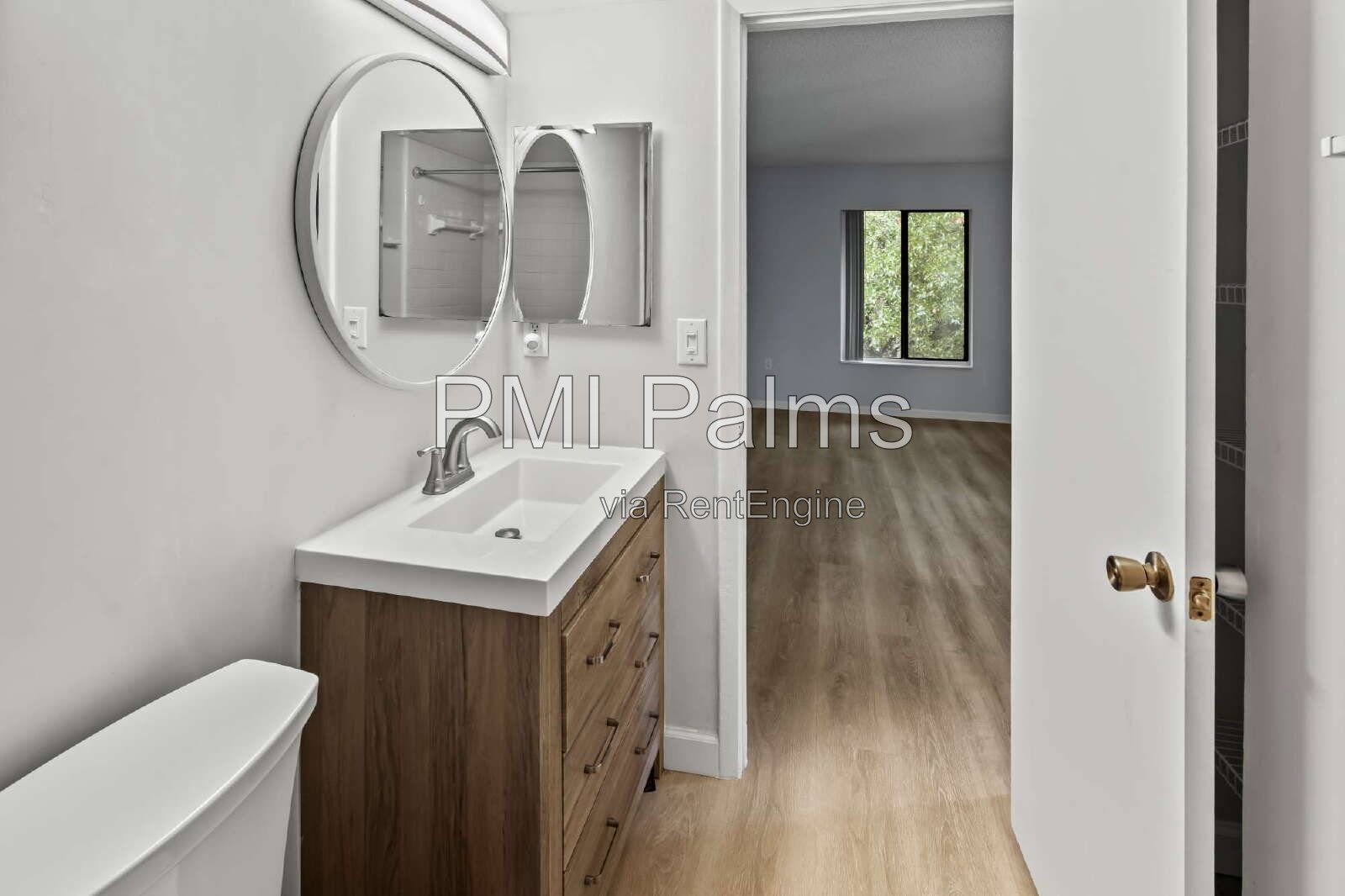2 bedroom, 2 bathroom condo in a community with lots of amenities available for rent! property image