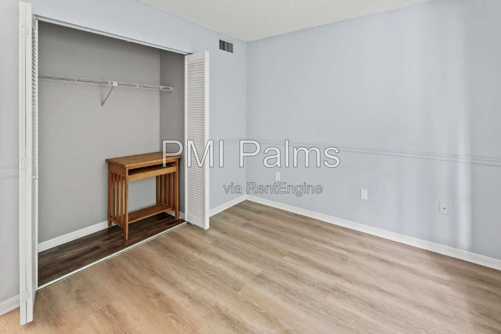 2 bedroom, 2 bathroom condo in a community with lots of amenities available for rent! property image