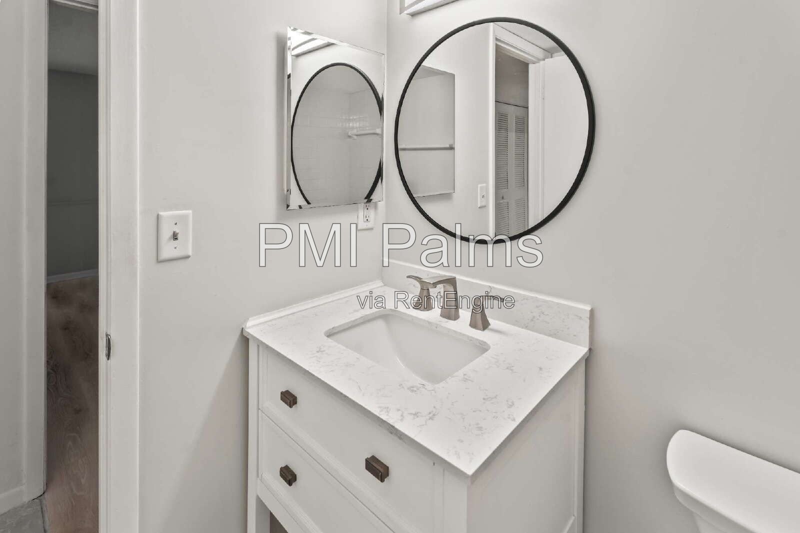 2 bedroom, 2 bathroom condo in a community with lots of amenities available for rent! property image